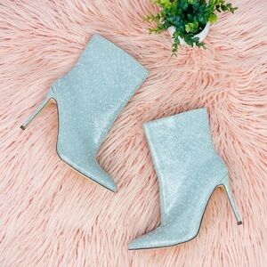 New Elditas Skylar Silver Metallic Sparkle Ankle Boots  Sz 9.5